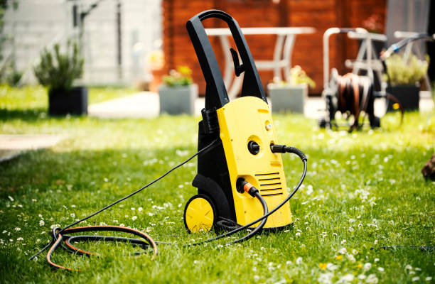 Best Gutter Cleaning  in Broadmoor, CA